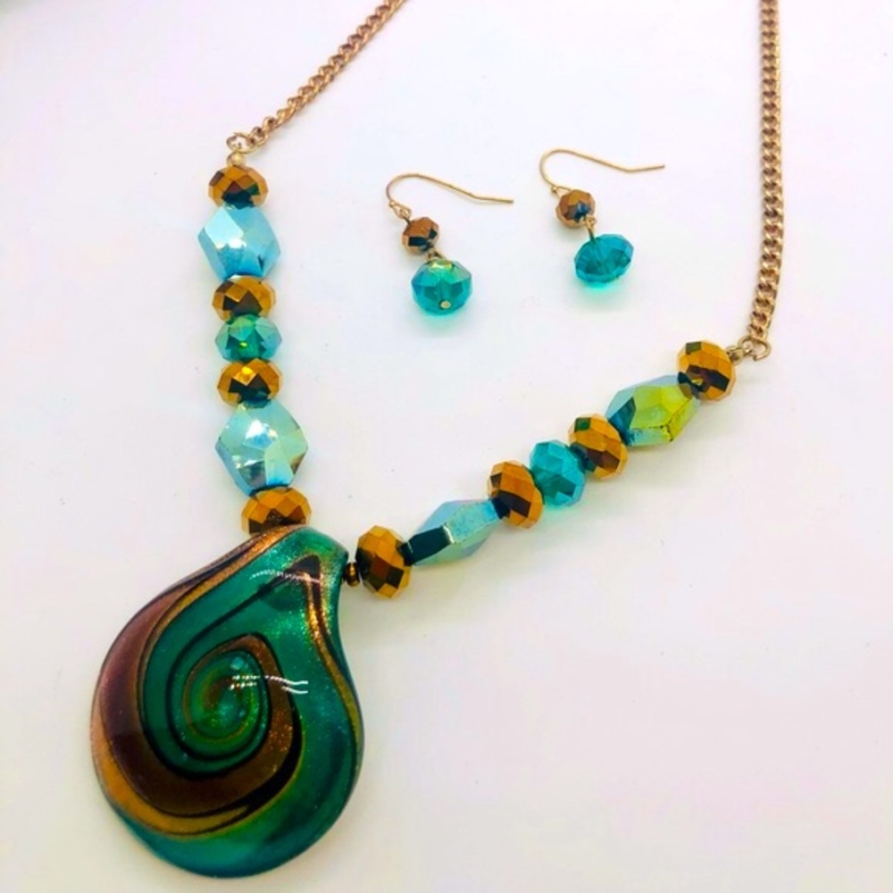 Vintage Art Glass Pendant & Earrings